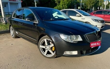 Skoda Superb III рестайлинг, 2011 год, 740 000 рублей, 26 фотография