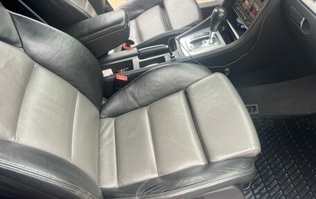 Audi A4, 2006 год, 850 000 рублей, 17 фотография