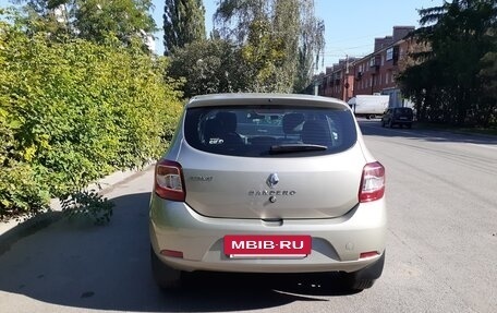 Renault Sandero II рестайлинг, 2014 год, 965 000 рублей, 3 фотография