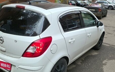 Opel Corsa D, 2011 год, 689 000 рублей, 1 фотография