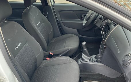 Renault Sandero II рестайлинг, 2017 год, 930 000 рублей, 10 фотография