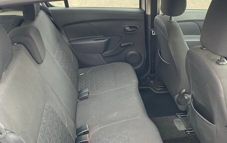 Renault Sandero II рестайлинг, 2017 год, 930 000 рублей, 11 фотография