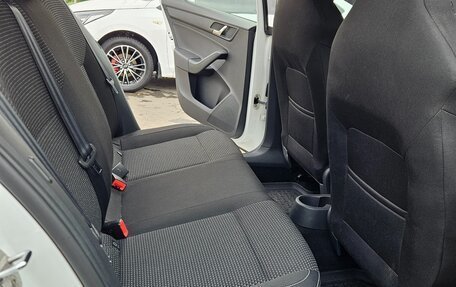 Skoda Rapid I, 2015 год, 640 000 рублей, 12 фотография