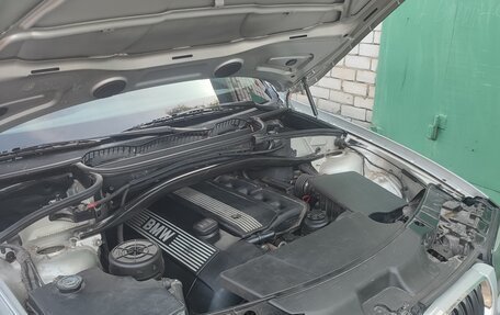 BMW X3, 2004 год, 700 000 рублей, 9 фотография