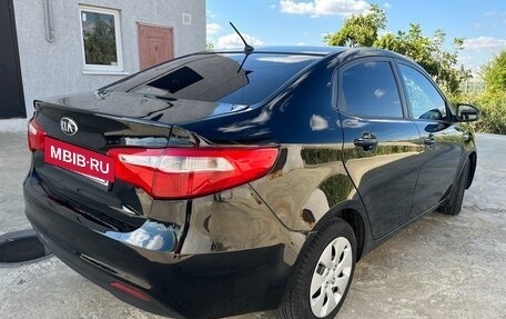 KIA Rio III рестайлинг, 2013 год, 855 000 рублей, 6 фотография