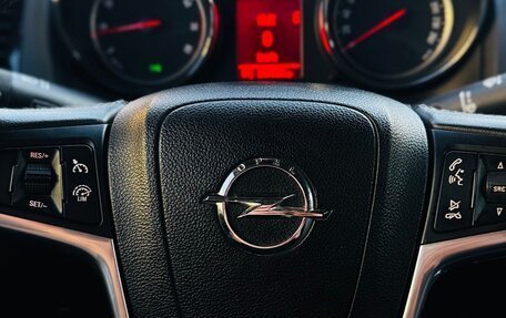 Opel Astra J, 2013 год, 800 000 рублей, 8 фотография