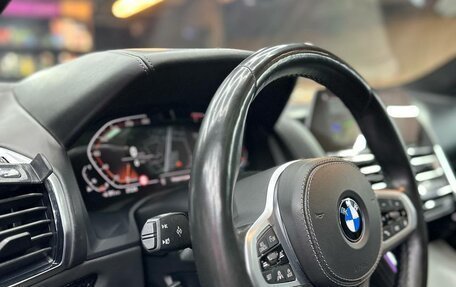 BMW 8 серия, 2019 год, 6 850 000 рублей, 14 фотография
