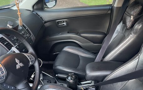 Mitsubishi Outlander III рестайлинг 3, 2010 год, 880 000 рублей, 8 фотография