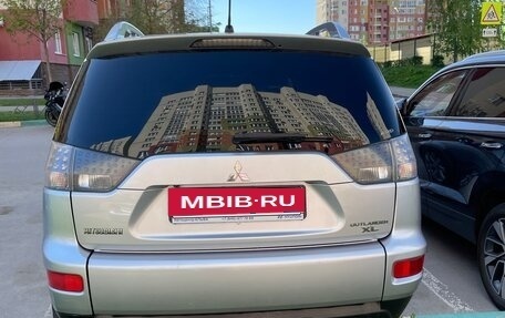 Mitsubishi Outlander III рестайлинг 3, 2010 год, 880 000 рублей, 5 фотография