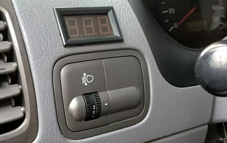 Hyundai Accent II, 2004 год, 410 000 рублей, 11 фотография