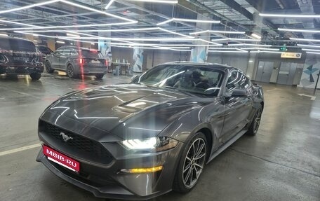 Ford Mustang VI рестайлинг, 2017 год, 2 550 000 рублей, 2 фотография