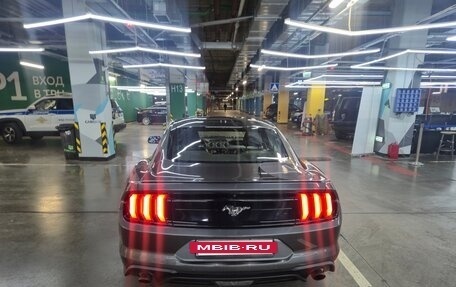 Ford Mustang VI рестайлинг, 2017 год, 2 550 000 рублей, 9 фотография