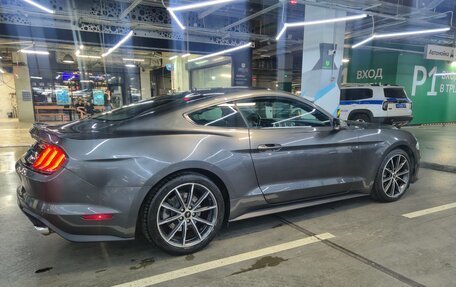 Ford Mustang VI рестайлинг, 2017 год, 2 550 000 рублей, 25 фотография