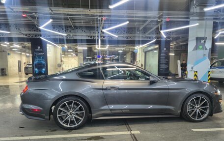 Ford Mustang VI рестайлинг, 2017 год, 2 550 000 рублей, 26 фотография