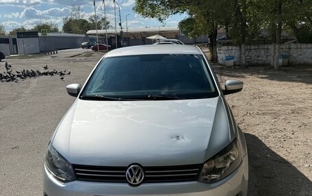 Volkswagen Polo VI (EU Market), 2012 год, 650 000 рублей, 1 фотография