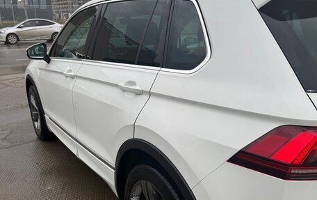 Volkswagen Tiguan II, 2018 год, 2 400 000 рублей, 7 фотография