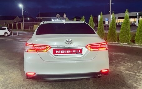 Toyota Camry, 2021 год, 3 000 000 рублей, 4 фотография