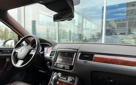 Volkswagen Touareg III, 2014 год, 2 197 000 рублей, 10 фотография
