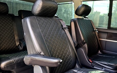 Volkswagen Multivan T6 рестайлинг, 2016 год, 2 990 000 рублей, 24 фотография