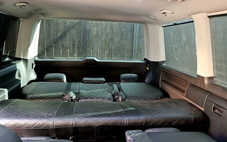 Volkswagen Multivan T6 рестайлинг, 2016 год, 2 990 000 рублей, 26 фотография
