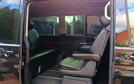 Volkswagen Multivan T6 рестайлинг, 2016 год, 2 990 000 рублей, 38 фотография