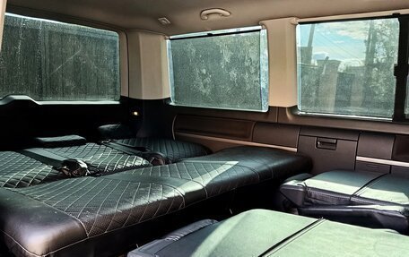 Volkswagen Multivan T6 рестайлинг, 2016 год, 2 990 000 рублей, 25 фотография