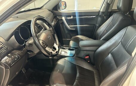 KIA Sorento II рестайлинг, 2012 год, 1 349 000 рублей, 9 фотография