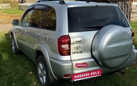 Toyota RAV4, 2004 год, 810 000 рублей, 3 фотография