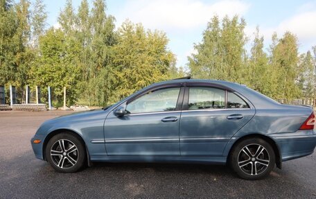 Mercedes-Benz C-Класс, 2004 год, 950 000 рублей, 3 фотография