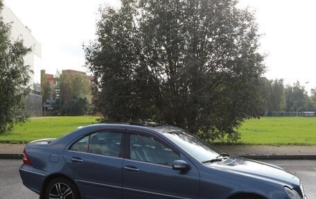 Mercedes-Benz C-Класс, 2004 год, 950 000 рублей, 4 фотография