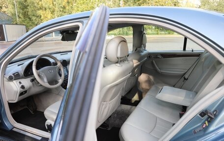 Mercedes-Benz C-Класс, 2004 год, 950 000 рублей, 18 фотография