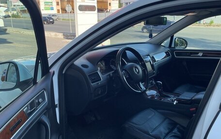 Volkswagen Touareg III, 2013 год, 1 750 000 рублей, 6 фотография
