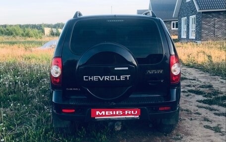 Chevrolet Niva I рестайлинг, 2015 год, 640 000 рублей, 3 фотография