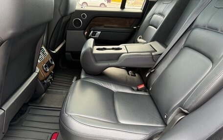 Land Rover Range Rover IV рестайлинг, 2018 год, 6 700 000 рублей, 28 фотография