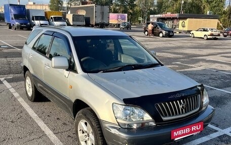 Toyota Harrier, 1998 год, 690 000 рублей, 2 фотография