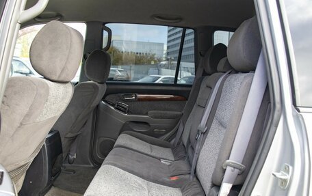 Toyota Land Cruiser Prado 120 рестайлинг, 2008 год, 1 995 000 рублей, 10 фотография