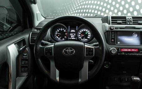 Toyota Land Cruiser Prado 150 рестайлинг 2, 2015 год, 3 606 000 рублей, 9 фотография