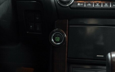 Toyota Land Cruiser Prado 150 рестайлинг 2, 2015 год, 3 606 000 рублей, 15 фотография