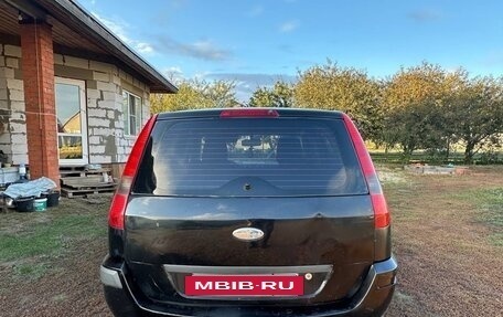 Ford Fusion I, 2006 год, 350 000 рублей, 4 фотография