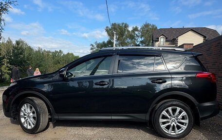 Toyota RAV4, 2015 год, 1 850 000 рублей, 3 фотография