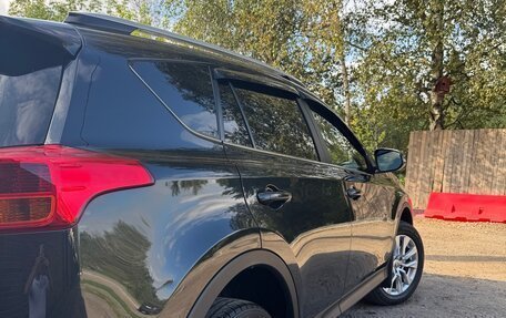 Toyota RAV4, 2015 год, 1 850 000 рублей, 5 фотография