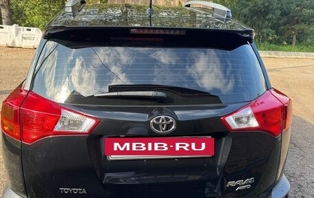 Toyota RAV4, 2015 год, 1 850 000 рублей, 6 фотография