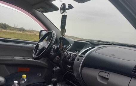 Mitsubishi Pajero Sport II рестайлинг, 2010 год, 1 600 000 рублей, 3 фотография