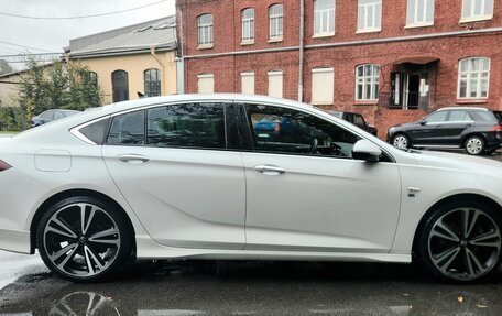Opel Insignia II рестайлинг, 2019 год, 1 850 000 рублей, 4 фотография
