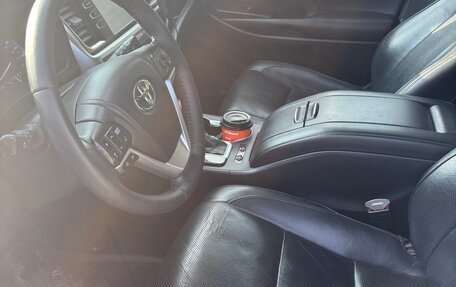 Toyota Highlander III, 2014 год, 2 950 000 рублей, 11 фотография