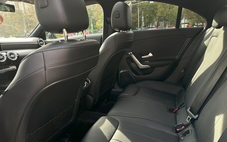 Mercedes-Benz CLA, 2019 год, 3 500 000 рублей, 18 фотография
