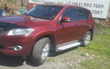 Toyota RAV4, 2010 год, 1 350 000 рублей, 2 фотография