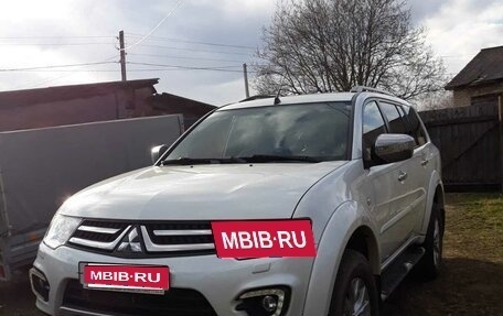 Mitsubishi Pajero Sport II рестайлинг, 2015 год, 2 500 000 рублей, 1 фотография