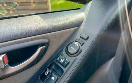Hyundai Grand Starex Grand Starex I рестайлинг 2, 2019 год, 2 890 000 рублей, 9 фотография