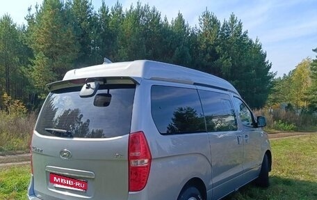 Hyundai Grand Starex Grand Starex I рестайлинг 2, 2019 год, 2 890 000 рублей, 4 фотография